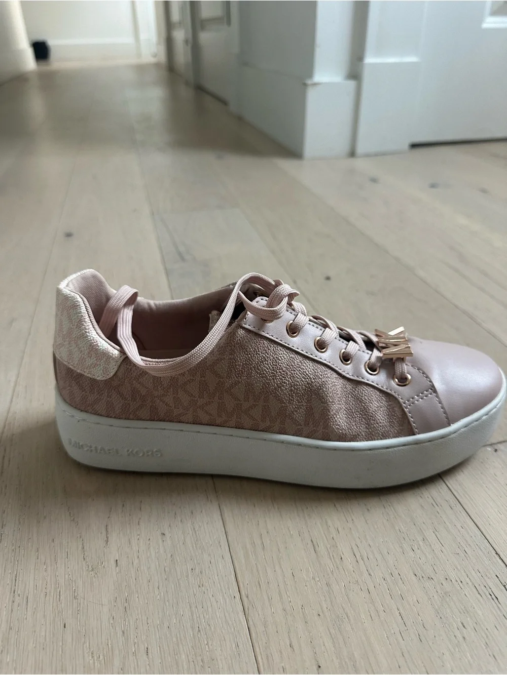 Michael Kors Sneakers